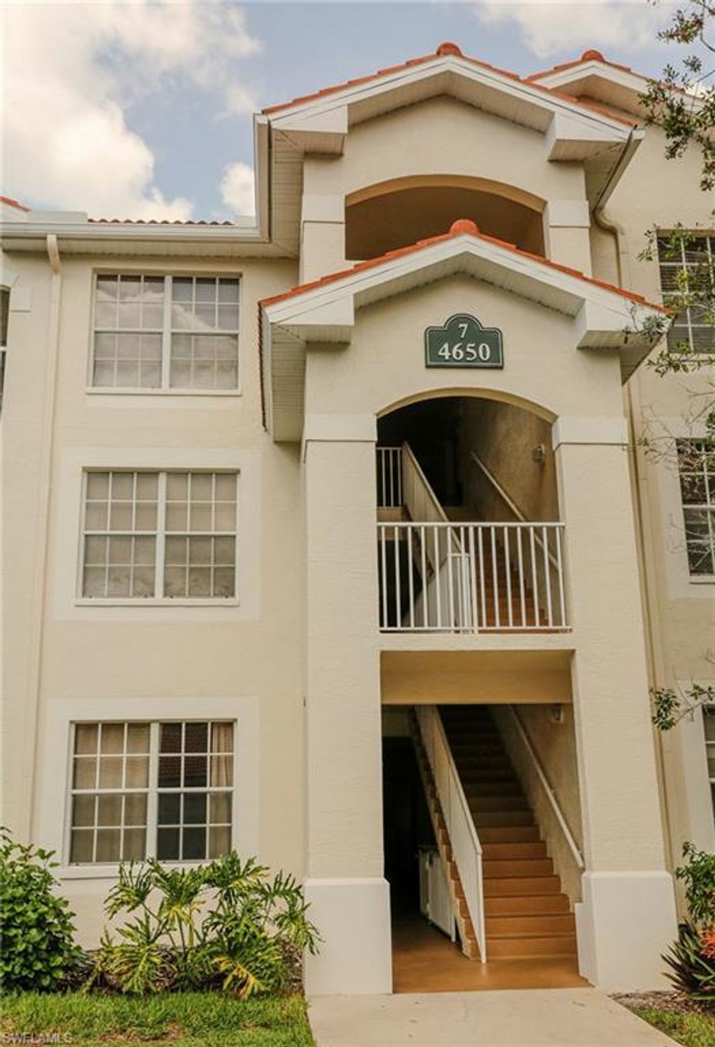4650 Saint Croix Ln 716, NAPLES