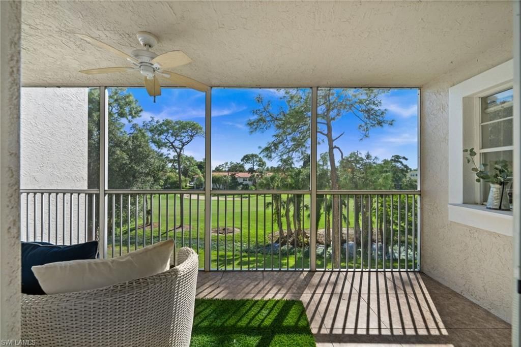 481 Quail Forest Blvd 304, NAPLES