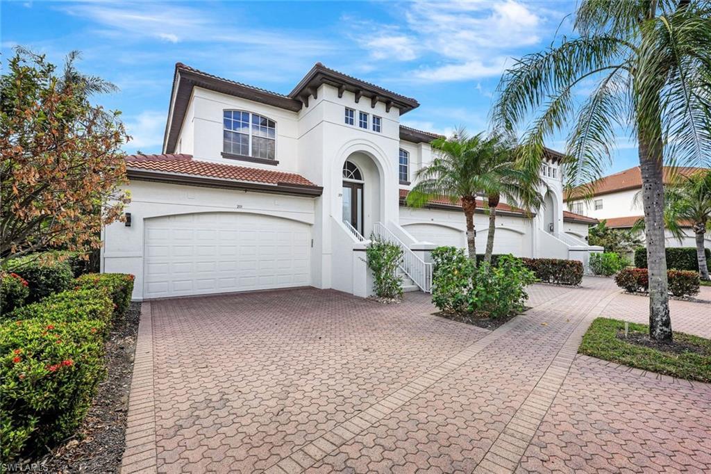 9140 Los Lagos Ct 201, BONITA SPRINGS
