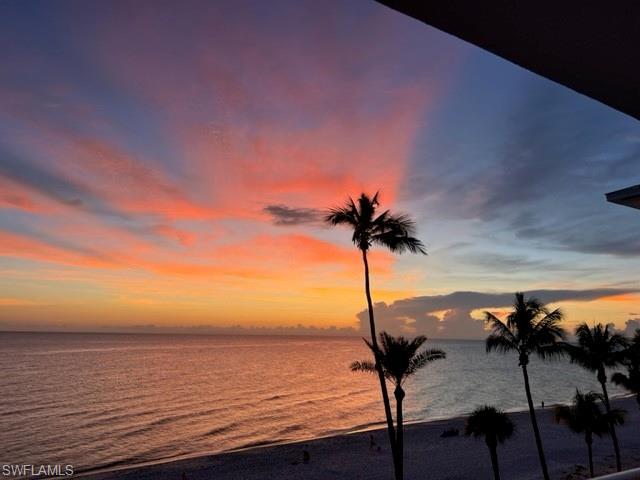 1977 Gulf Shore Blvd N 505, NAPLES