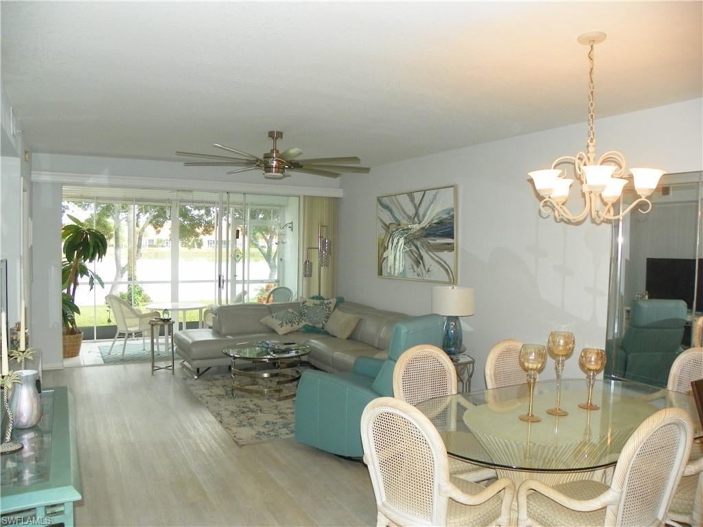 218 Gabriel Cir 3809, NAPLES