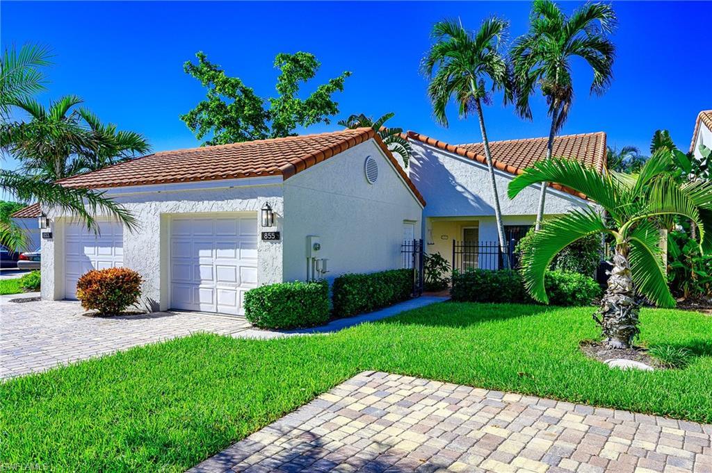 855 Reef Point Cir, NAPLES
