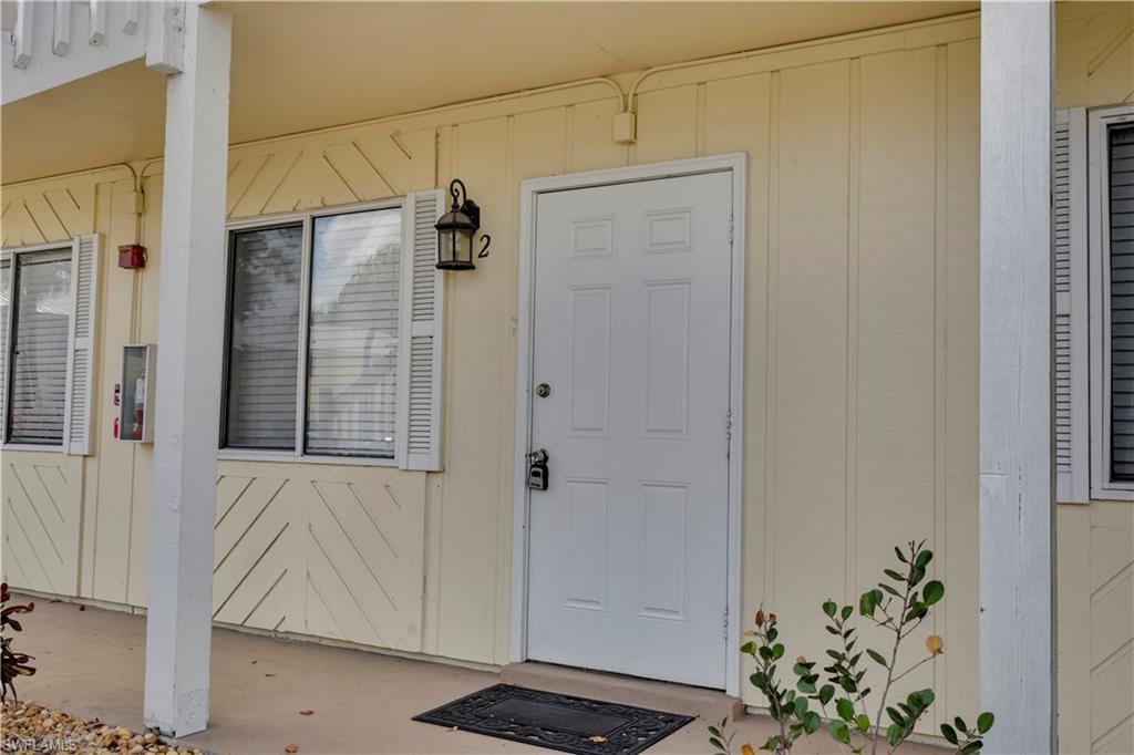 4617 Bayshore Dr H2, NAPLES