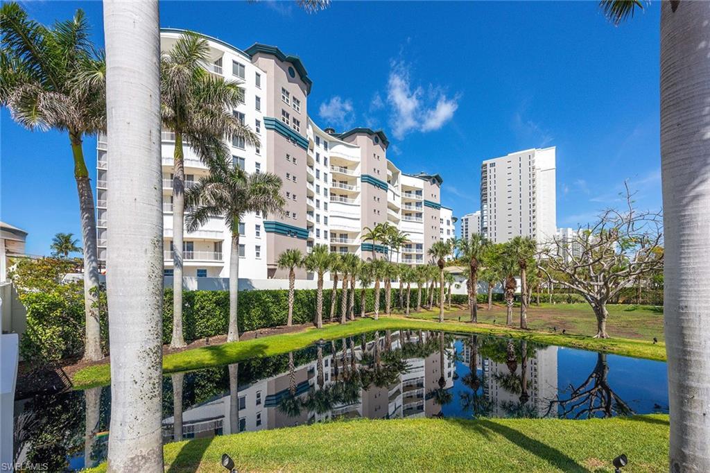 13675 Vanderbilt Dr 510, NAPLES