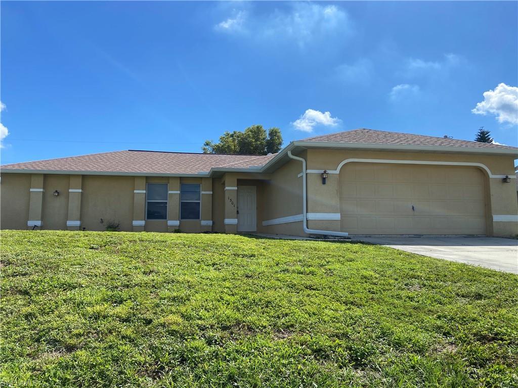 1301 Ne 12th Pl, CAPE CORAL