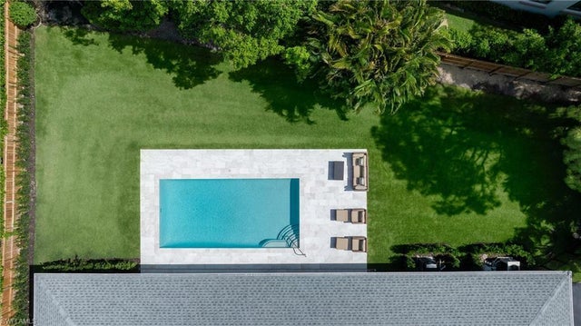 675 Yucca Rd, NAPLES