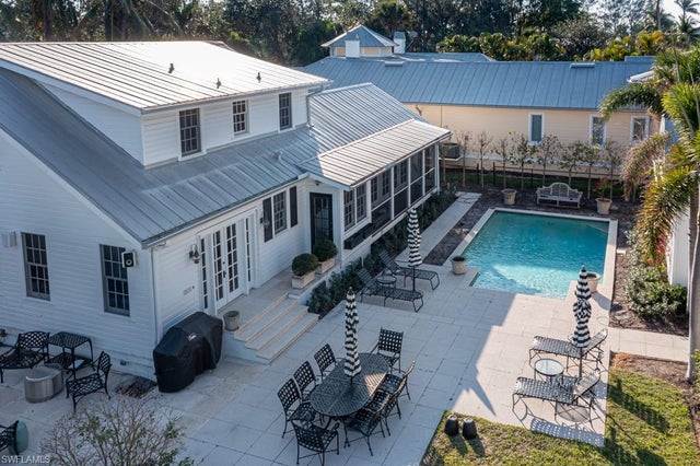 187 Broad Ave S, NAPLES