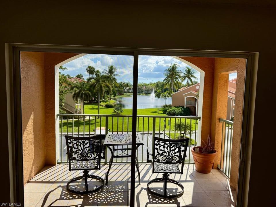 1240 Wildwood Lakes Blvd 303, NAPLES