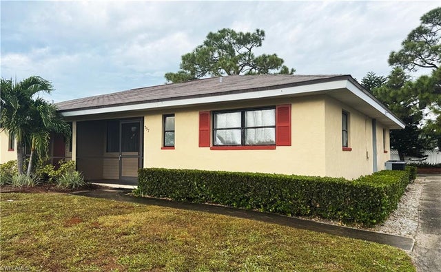 757 95th Ave N, NAPLES