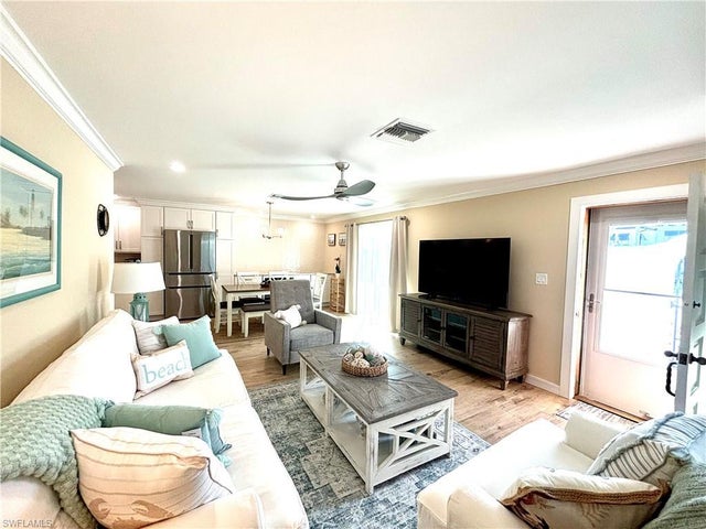 1435 Curlew Ave 1, NAPLES