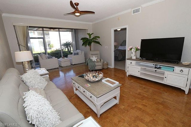 7058 Barrington Cir 102, NAPLES