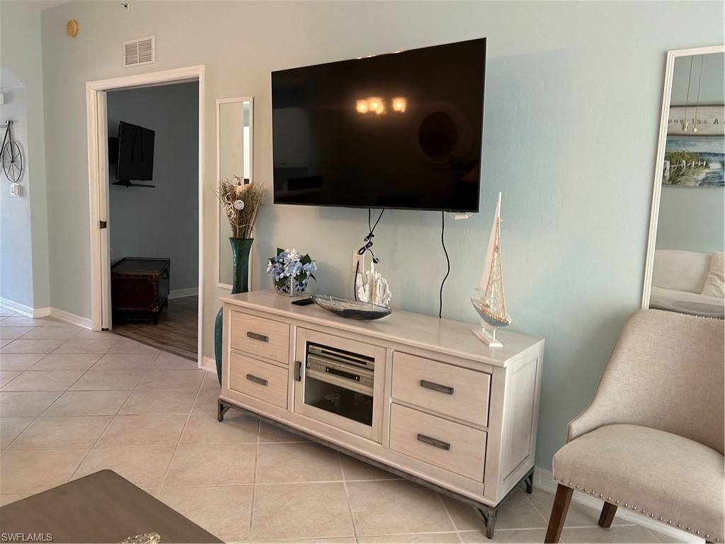 2815 Cypress Trace Cir 2-101, NAPLES