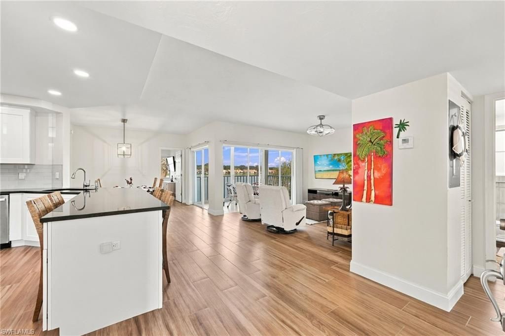 2671 Citrus Lake Dr E-201, NAPLES