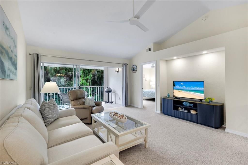228 Belina Dr 606, NAPLES