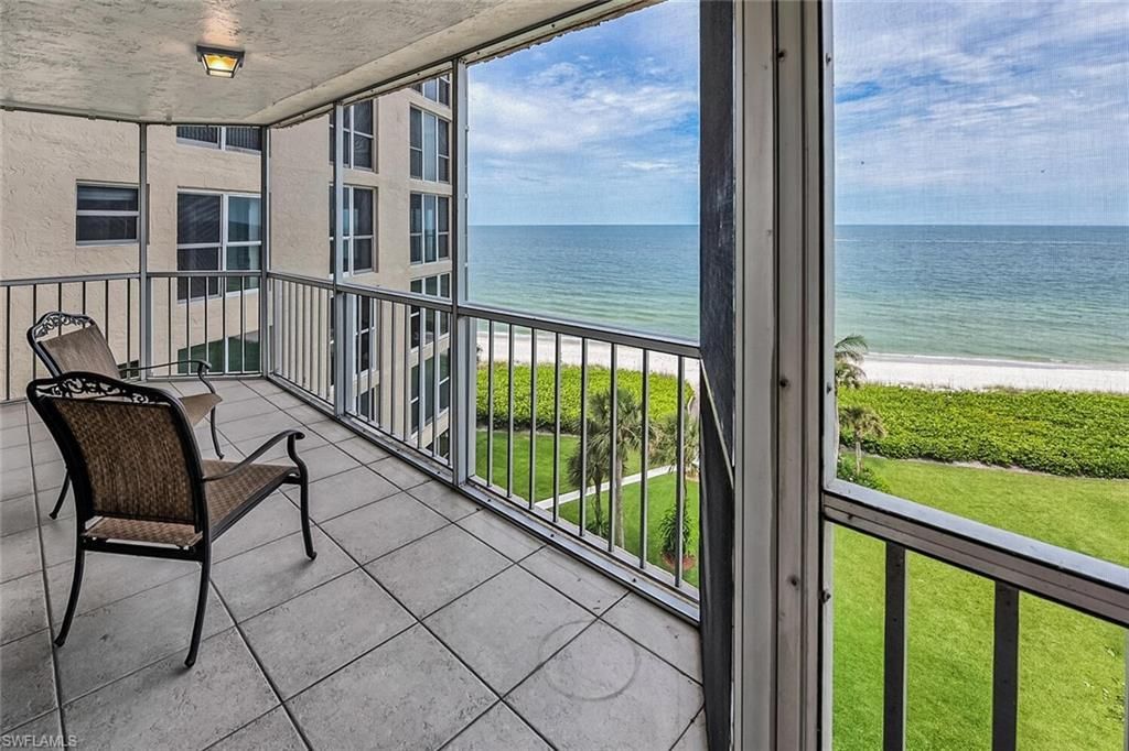 10701 Gulf Shore Dr 702, Naples