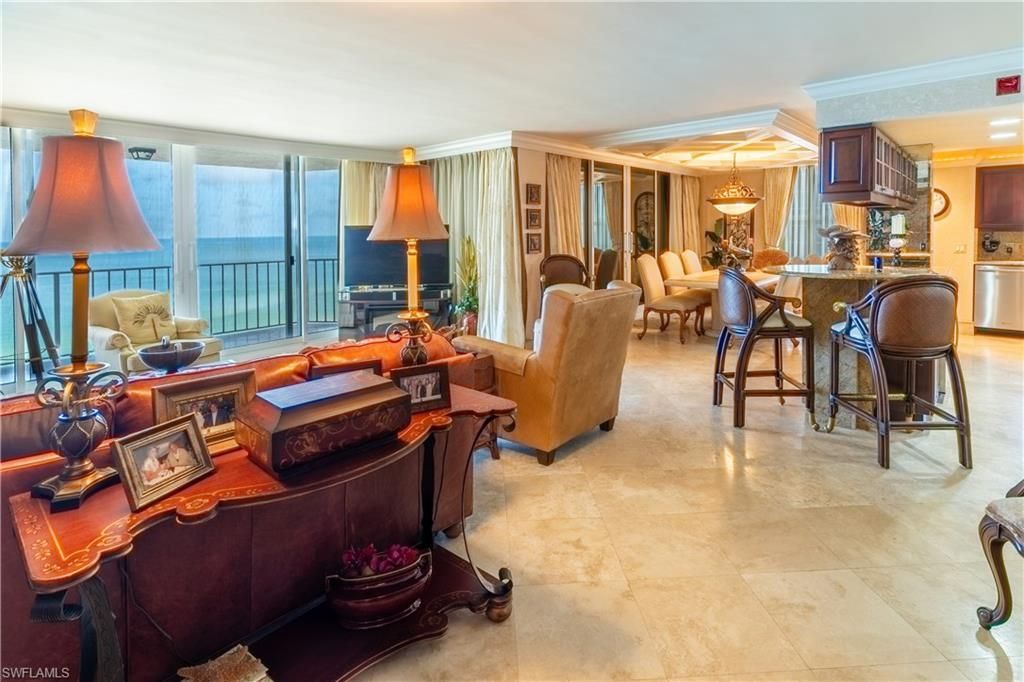 10701 Gulf Shore Dr 1002, NAPLES