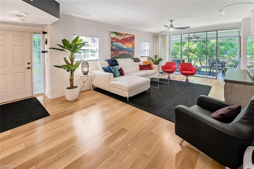 6910 Satinleaf Rd N 101, NAPLES