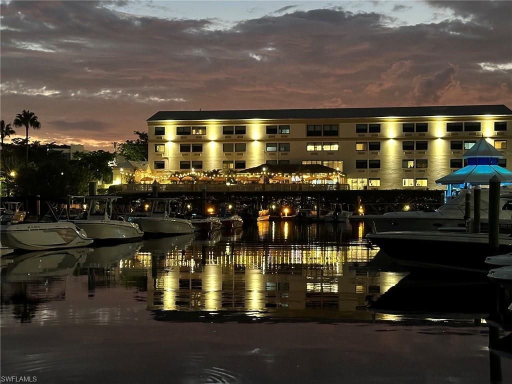410 Bayfront Pl 2503, NAPLES