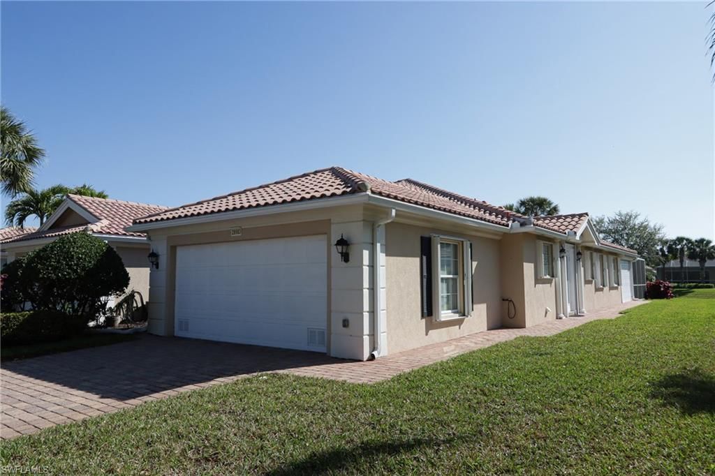 28983 Vermillion Ln, BONITA SPRINGS