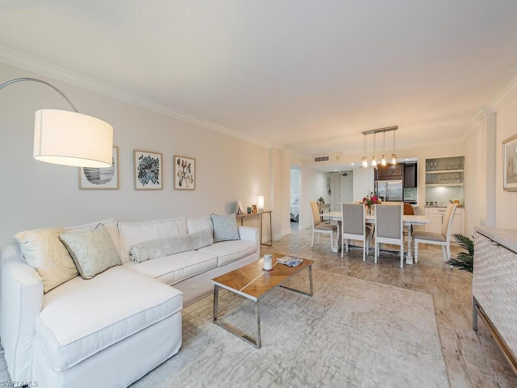 1 Bluebill Ave 412, NAPLES