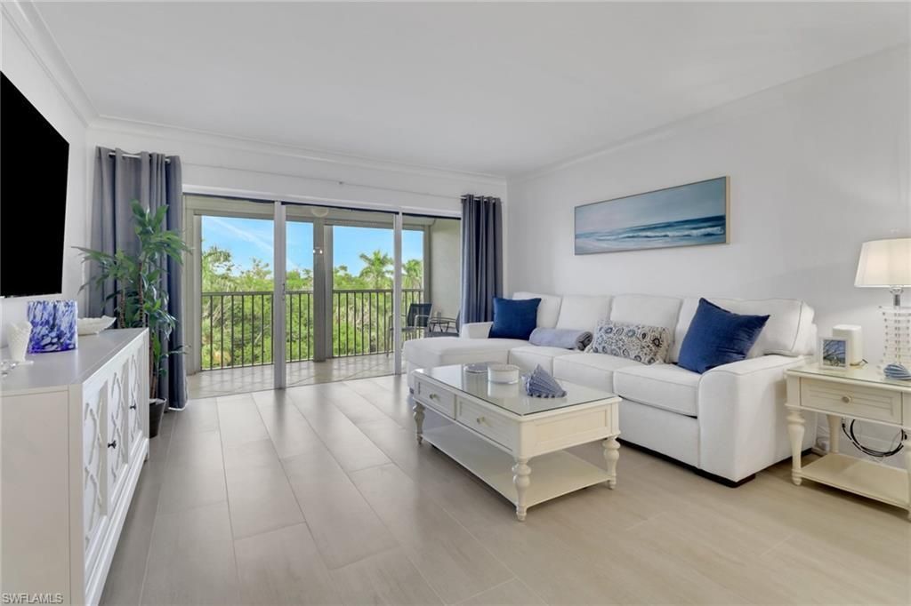 1 Bluebill Ave 410, NAPLES