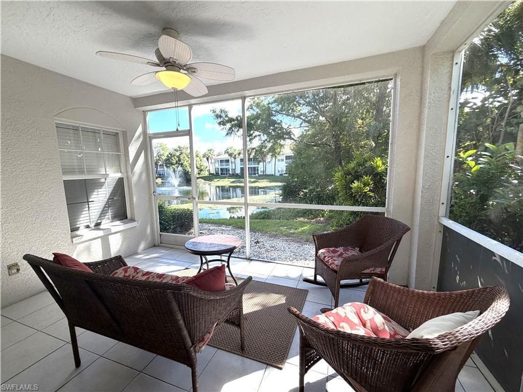 6816 Satinleaf Rd S 104, NAPLES