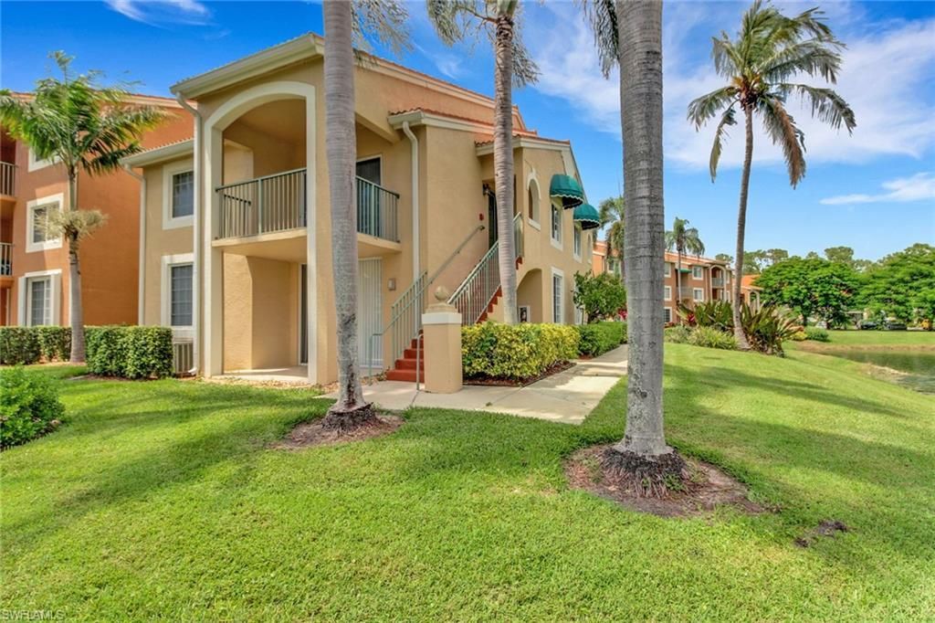 1195 Wildwood Lakes Blvd 202, Naples