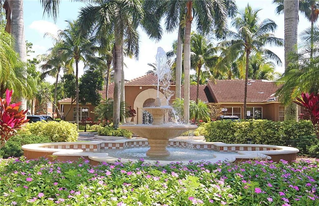 1160 Reserve Way 305, NAPLES