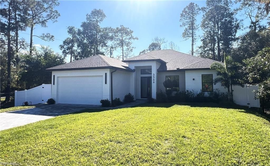 3366 72nd Ave Ne, Naples