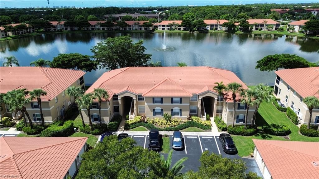 6368 Huntington Lakes Cir 102, NAPLES