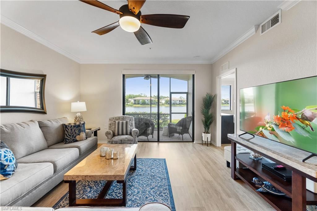 9525 Avellino Way 2615, NAPLES