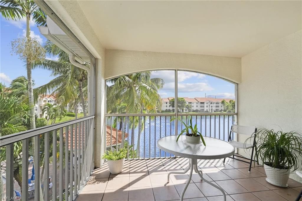 4610 Saint Croix Ln 1037, NAPLES