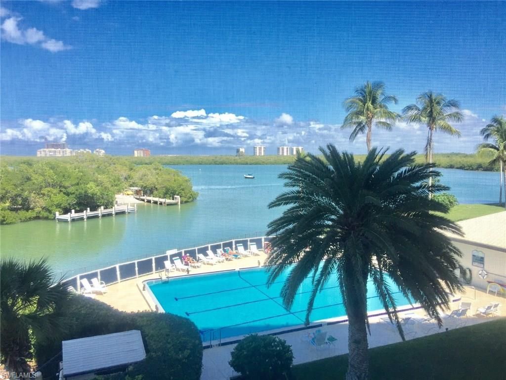 15 Bluebill Ave 205, NAPLES