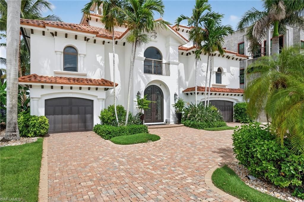 403 Seabee Ave, NAPLES