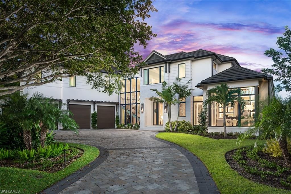 3131 Gin Ln, NAPLES