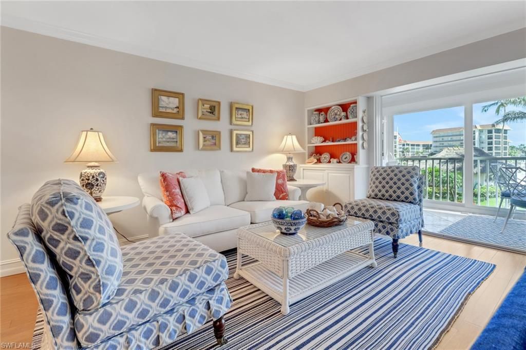2850 Gulf Shore Blvd N 203, NAPLES