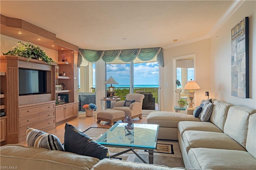 7117 Pelican Bay Blvd 701, NAPLES