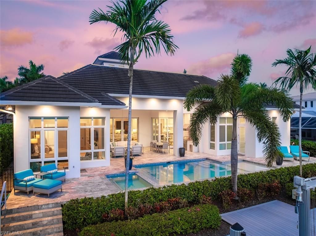 2100 Snook Dr, NAPLES