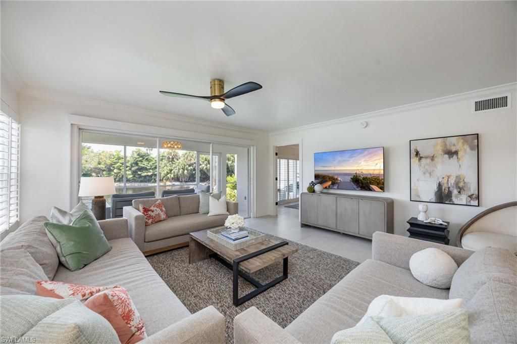 6151 Pelican Bay Blvd 27, NAPLES