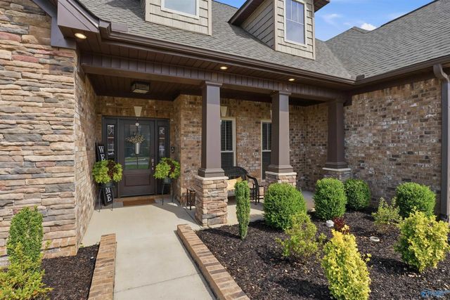 105 Cypress Way, Madison