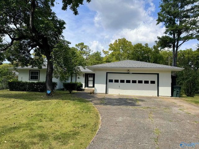 3726 Oakdale Court Nw, Huntsville