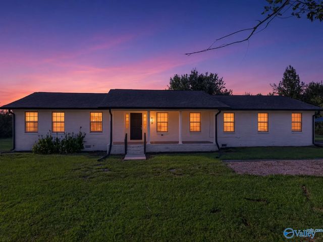 839 Isom Road, Guntersville