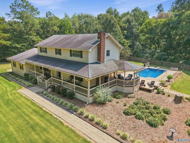 50 Benton Lane, Arab