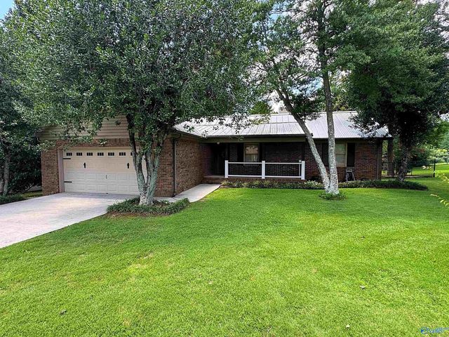 817 Crestview Drive, Madison