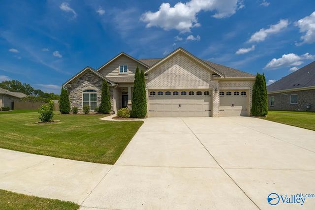 7613 Summerdawn Drive Se, Owens Cross Roads