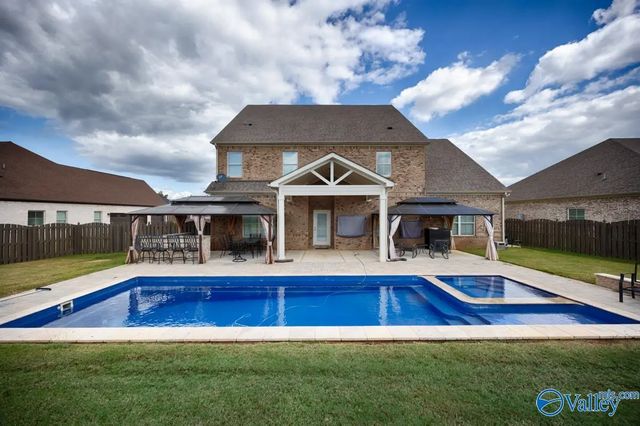 153 Towhee Way, Madison