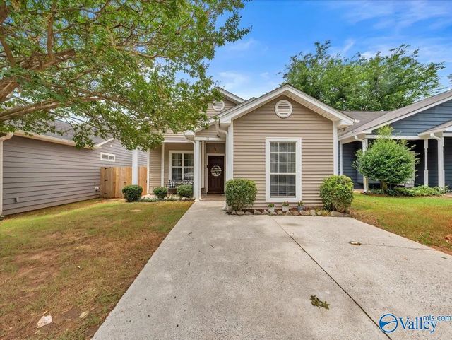 110 Bentworth Lane, Madison
