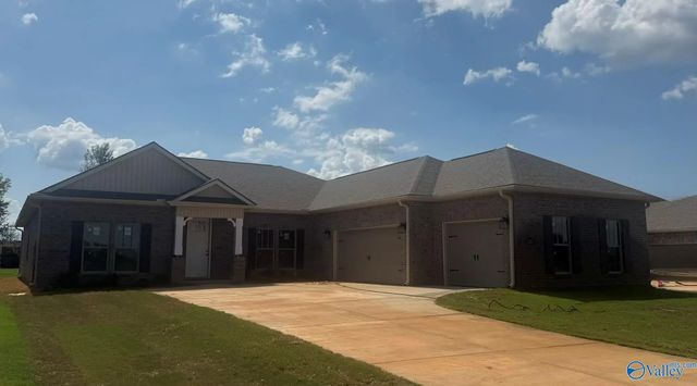 240 Emma Harris Circle, Triana