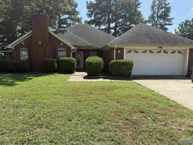 1939 South Brownstone Court, Decatur
