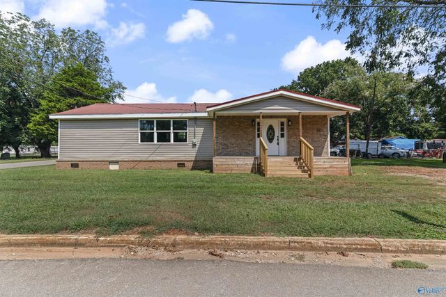 811 Rosa Parks Street, Courtland